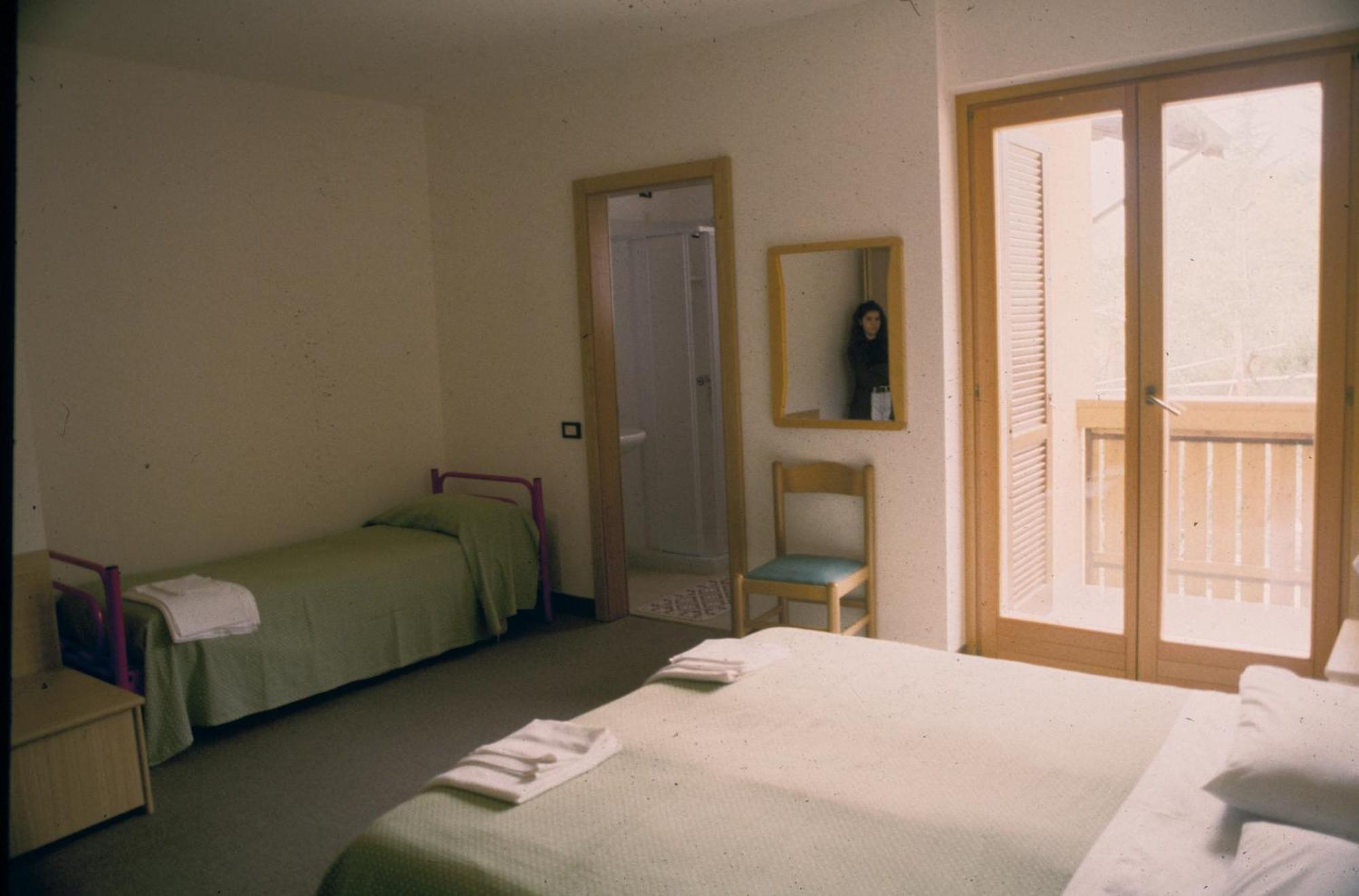Hotel Cristina تينو المظهر الخارجي الصورة